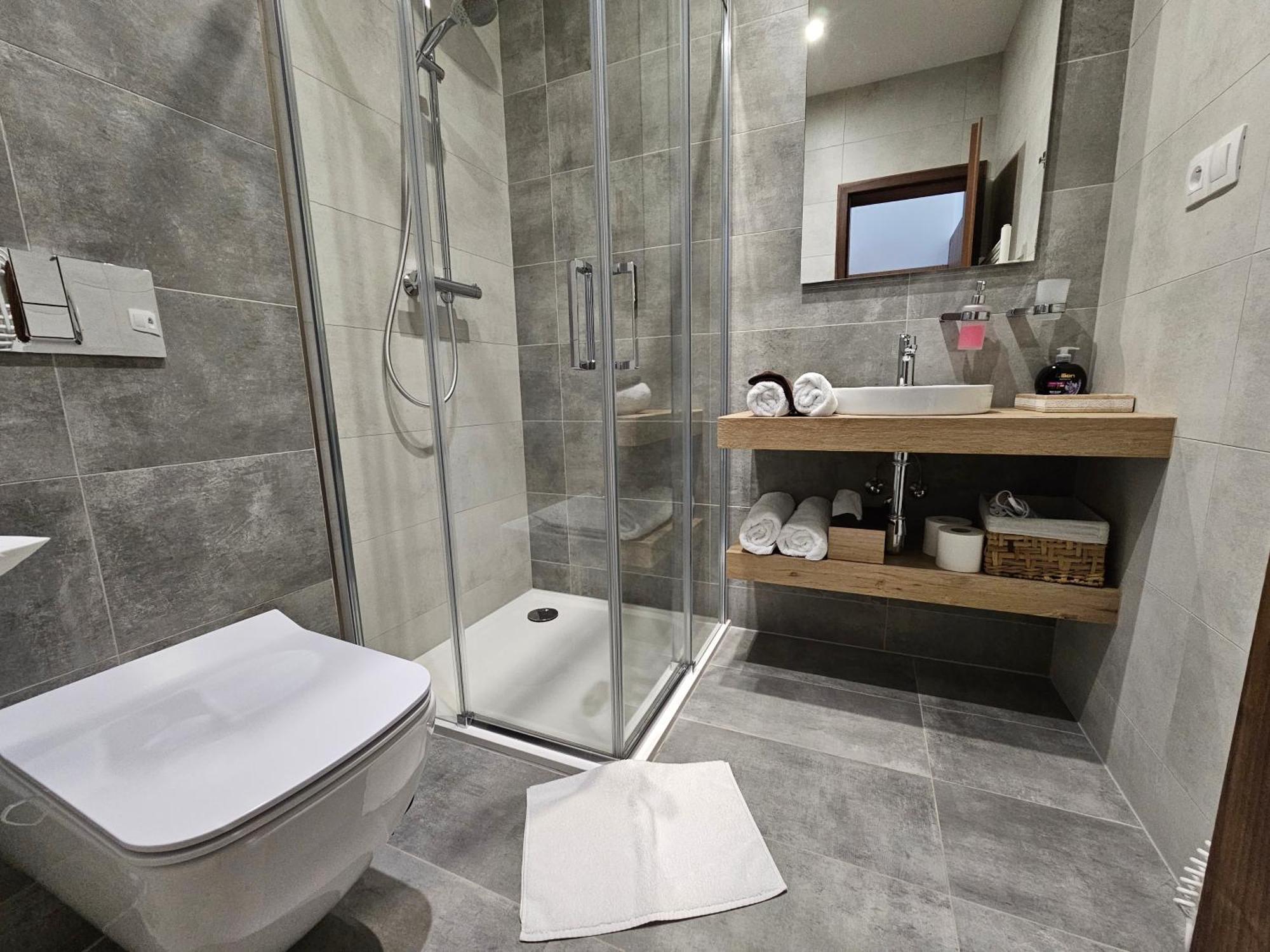 Budinski Apartmany & Wellness Liptovský Mikuláš المظهر الخارجي الصورة